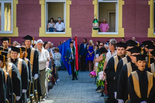 Diplomaoszt&oacute; 2019