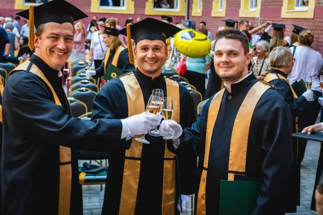 Diplomaoszt&oacute; 2019