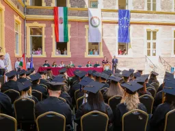 Diplomaoszt&oacute; 2024