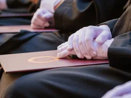 Diplomaoszt&oacute; 2024