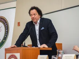 &Eacute;lhető k&ouml;rnyezet, fenntarthat&oacute; fejlőd&eacute;s Konferencia