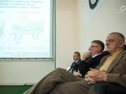 Magyar Tudom&aacute;nyok &Uuml;nnepe 2017 - &bdquo;A VERSENYK&Eacute;PESS&Eacute;G &Eacute;S A HUM&Aacute;N TŐKE&rdquo;