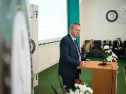 Magyar Tudom&aacute;nyok &Uuml;nnepe 2017 - &bdquo;A VERSENYK&Eacute;PESS&Eacute;G &Eacute;S A HUM&Aacute;N TŐKE&rdquo;