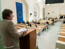 Magyar Tudom&aacute;nyok &Uuml;nnepe 2017 - &bdquo;A VERSENYK&Eacute;PESS&Eacute;G &Eacute;S A HUM&Aacute;N TŐKE&rdquo;